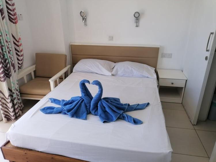 Simos Magic Beach Hotel Apts Ayía Nápa Extérieur photo