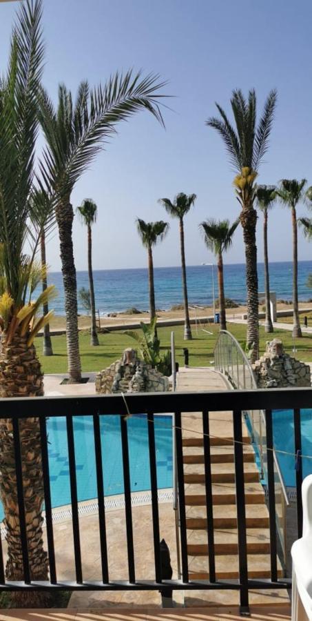 Simos Magic Beach Hotel Apts Ayía Nápa Extérieur photo
