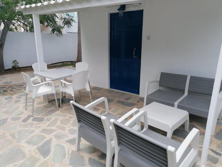 Simos Magic Beach Hotel Apts Ayía Nápa Extérieur photo