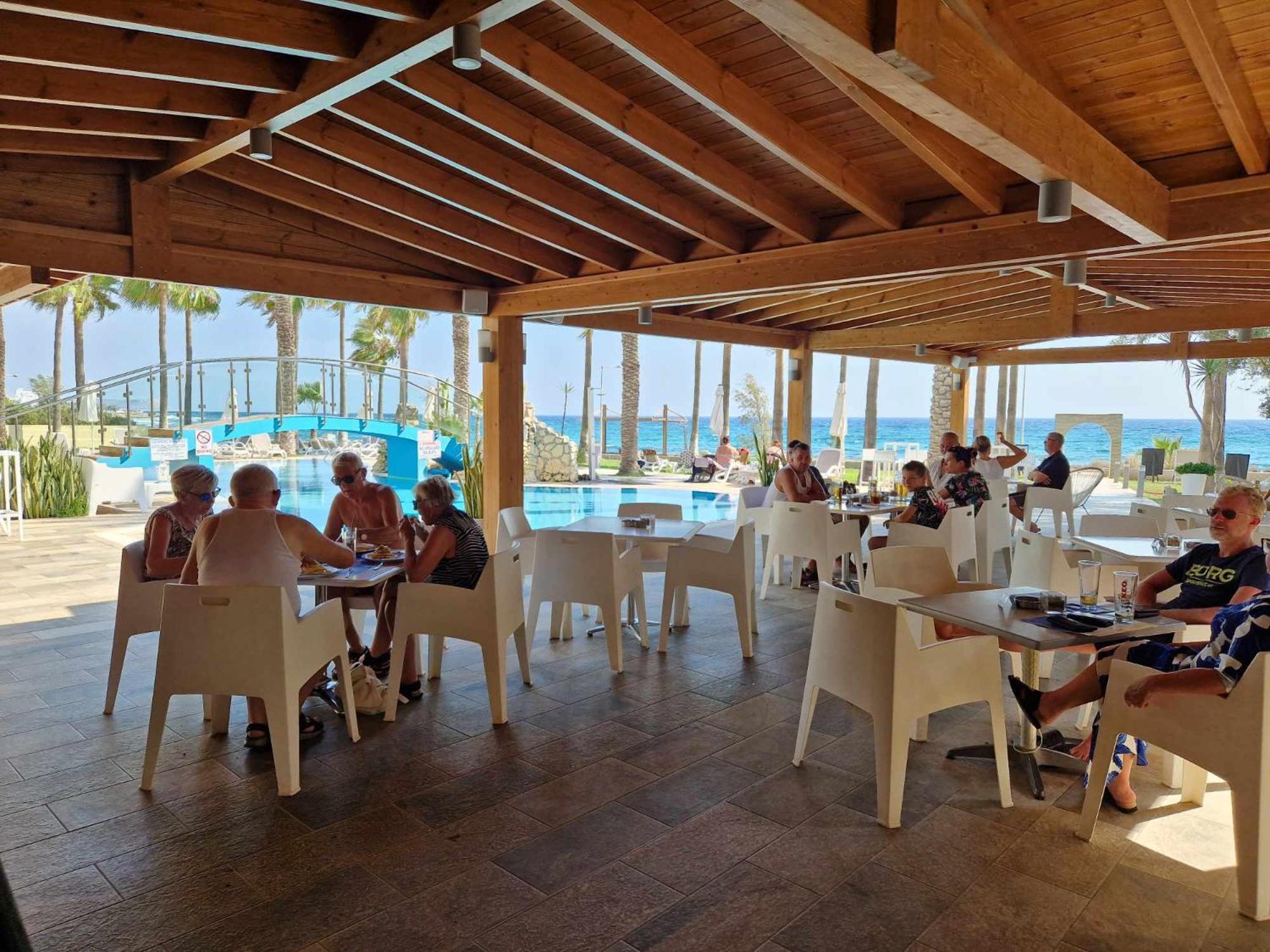 Simos Magic Beach Hotel Apts Ayía Nápa Extérieur photo