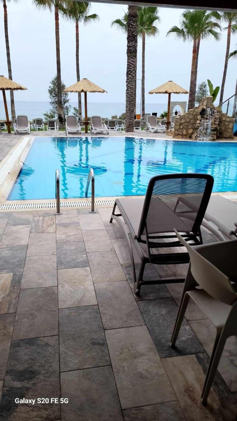 Simos Magic Beach Hotel Apts Ayía Nápa Extérieur photo